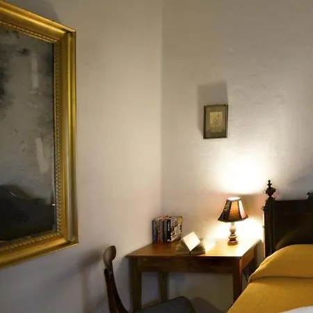 Il Tinaio Willa Monteroni dʼArbia