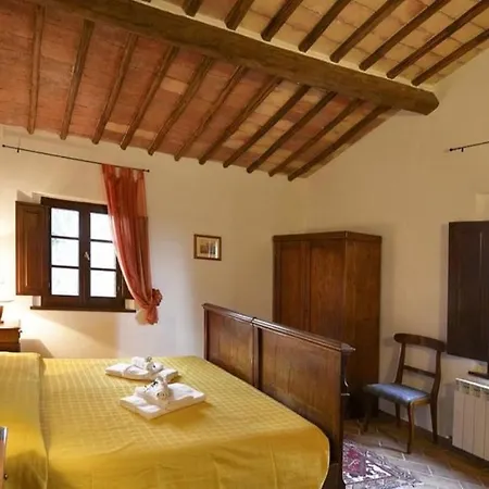 Il Tinaio Willa Monteroni dʼArbia